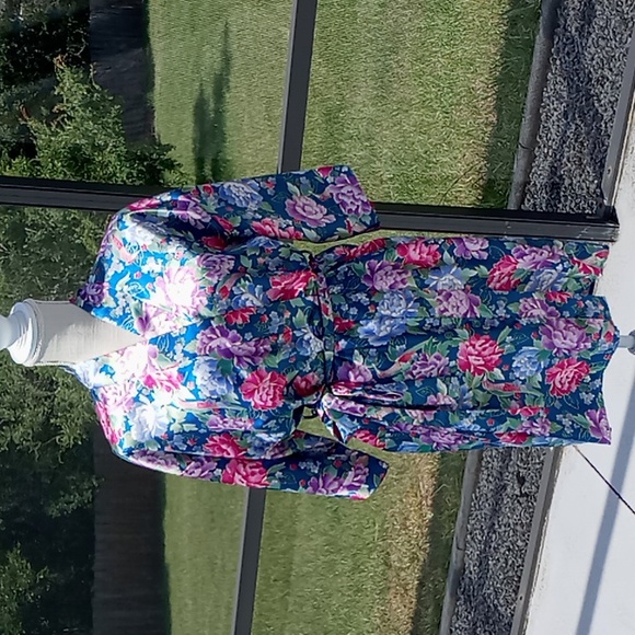 Vintage Copacabana Satin Feel Short Robe Floral Size Medium - Picture 1 of 13